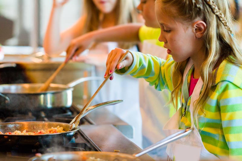 Kids cooking